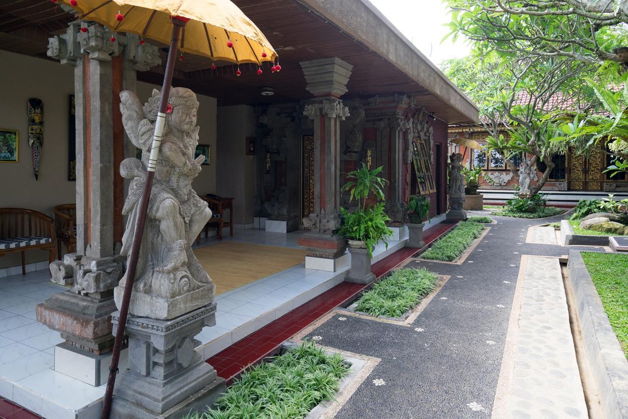 Nuaja Balinese Guest House Ubud Exterior foto
